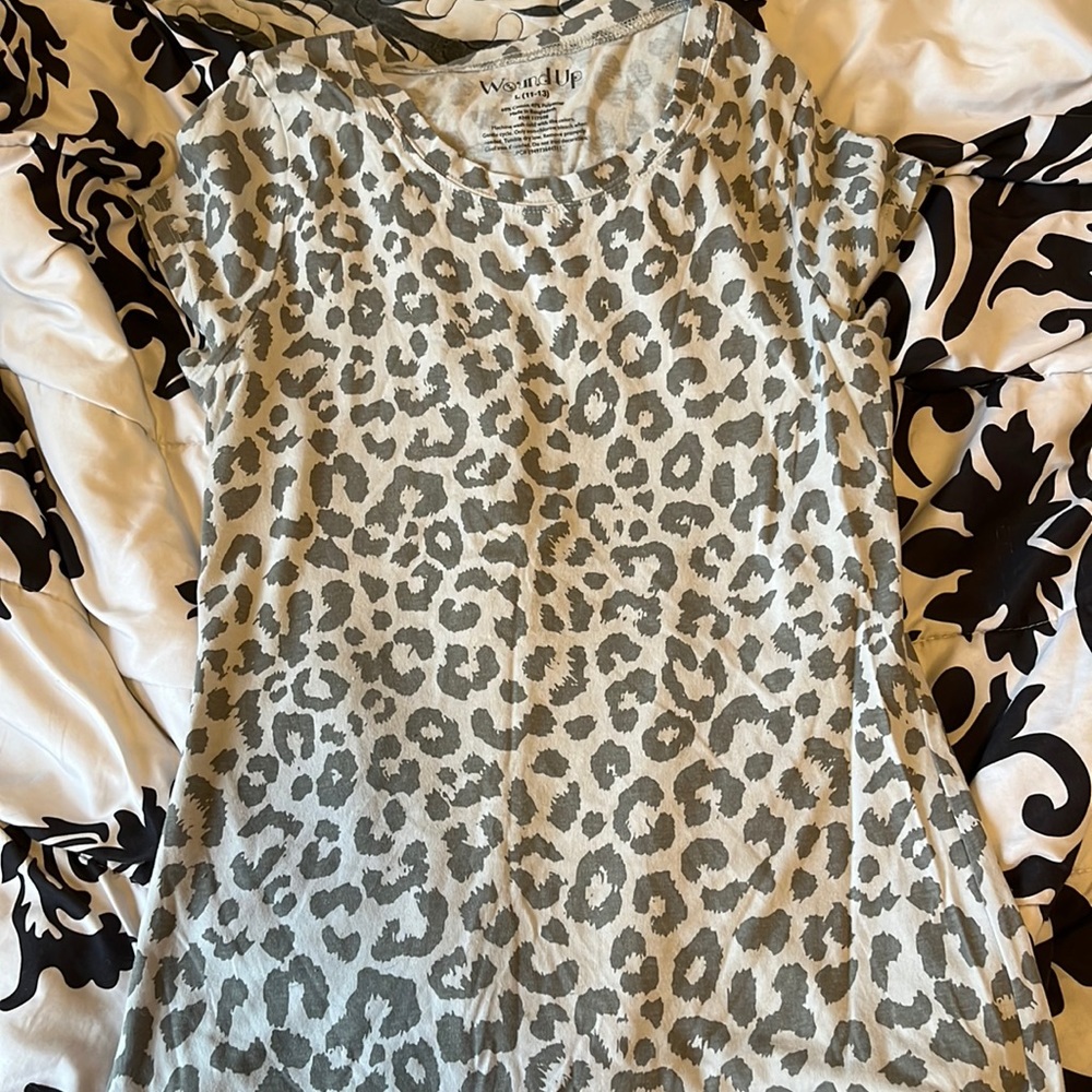 Light gray leopard print tshirt, Size Large(11/13), Wound Up